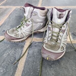 Merrell Women's Hiking Boots in Gray and Brown size 10